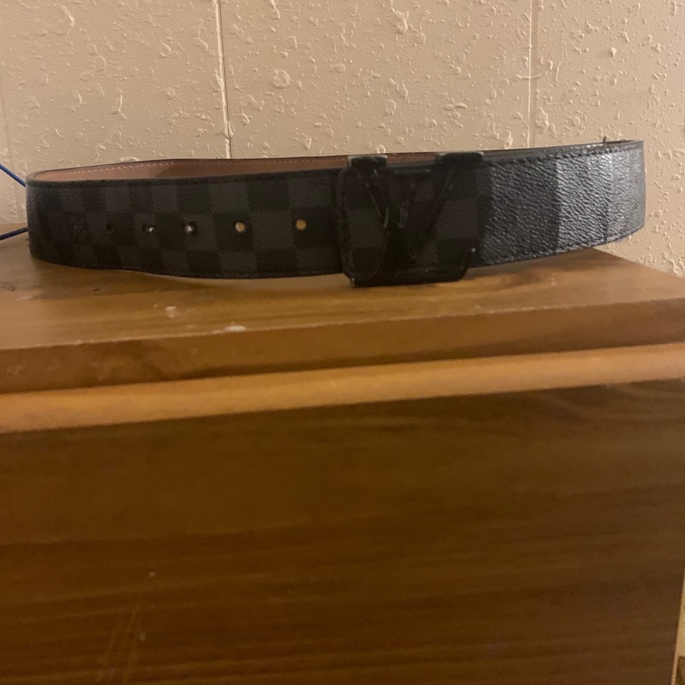 Louis vuitton belt - Picture 2 of 2